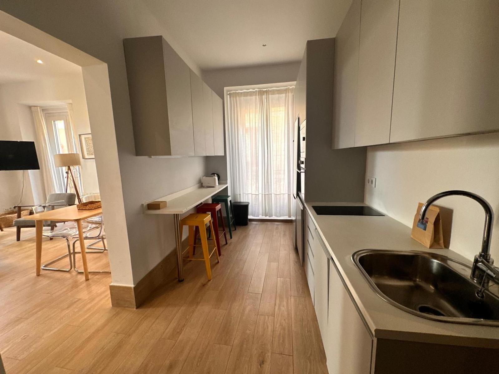 Amazing 3Bd 3Bth With 9 Balconies By Madrid4You Apartments Luaran gambar