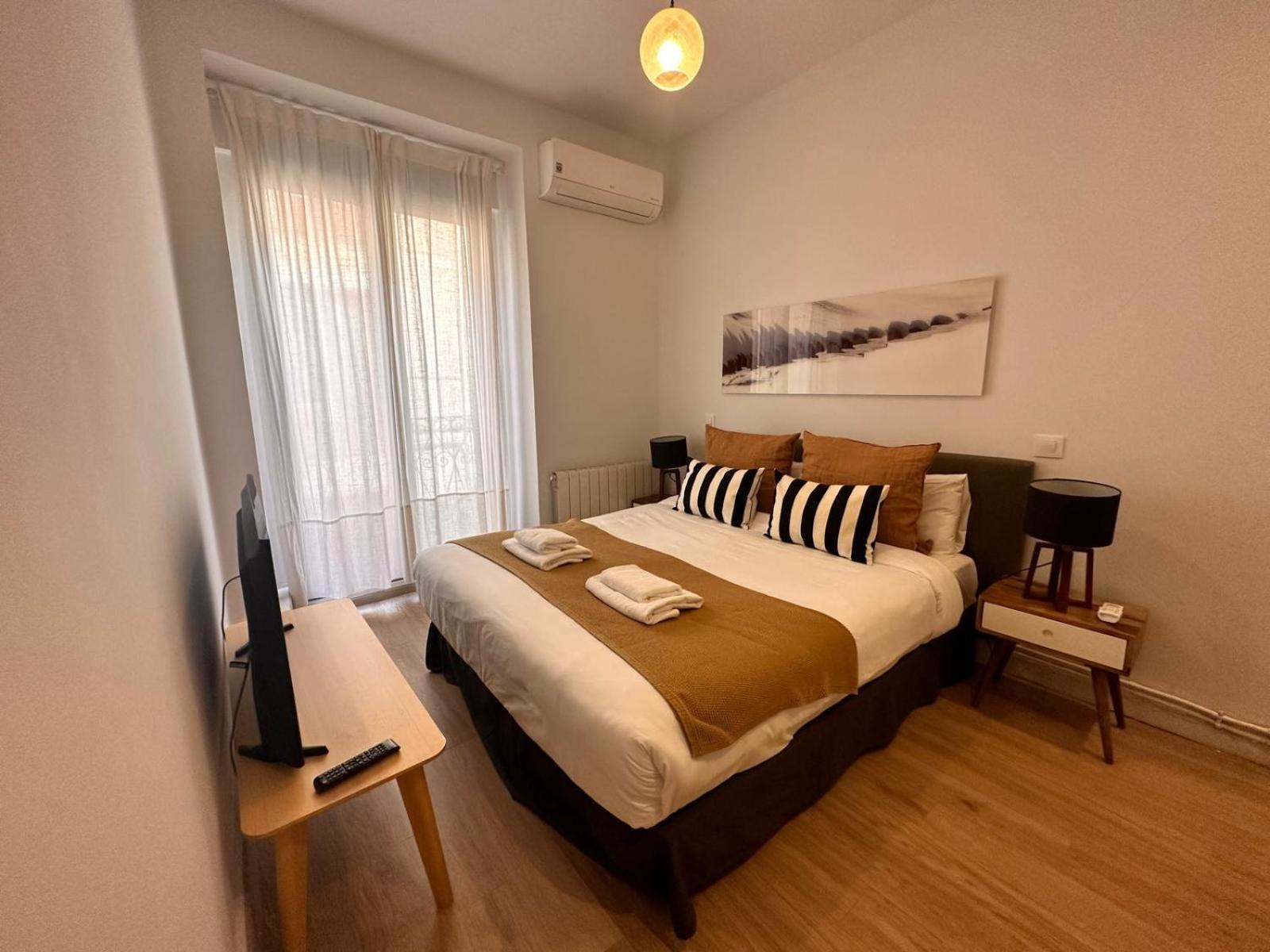 Amazing 3Bd 3Bth With 9 Balconies By Madrid4You Apartments Luaran gambar