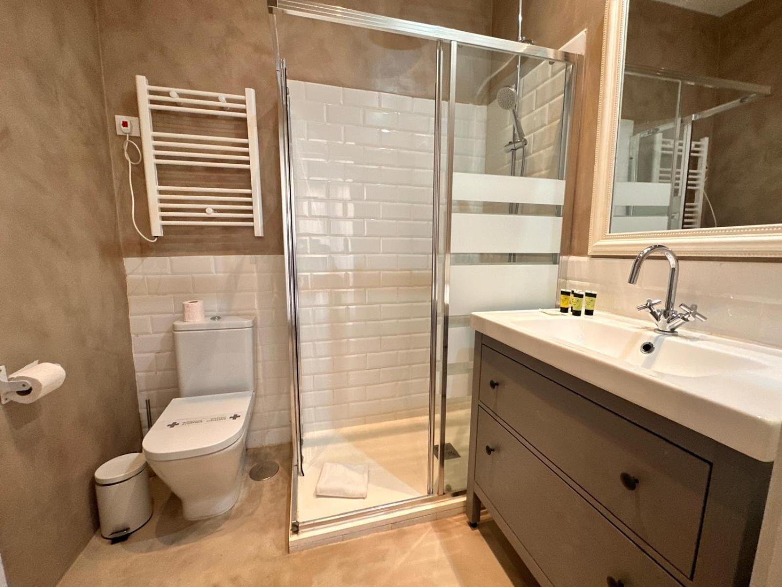 Amazing 3Bd 3Bth With 9 Balconies By Madrid4You Apartments Luaran gambar